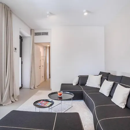 5 Terrazze Exclusive Use Villa