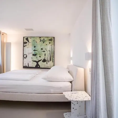 5 Terrazze Exclusive Use Villa *